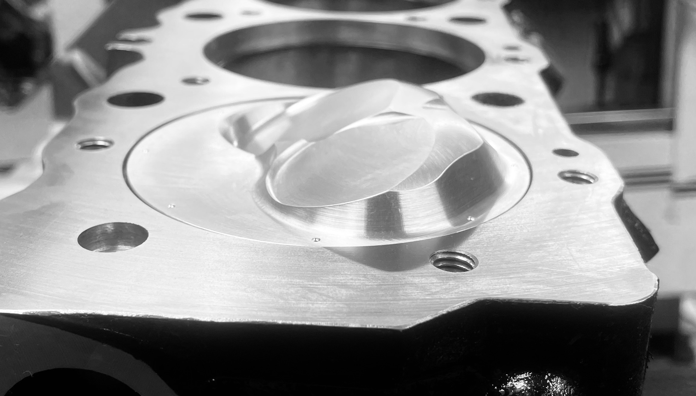 Cylinder head ports during performance porting