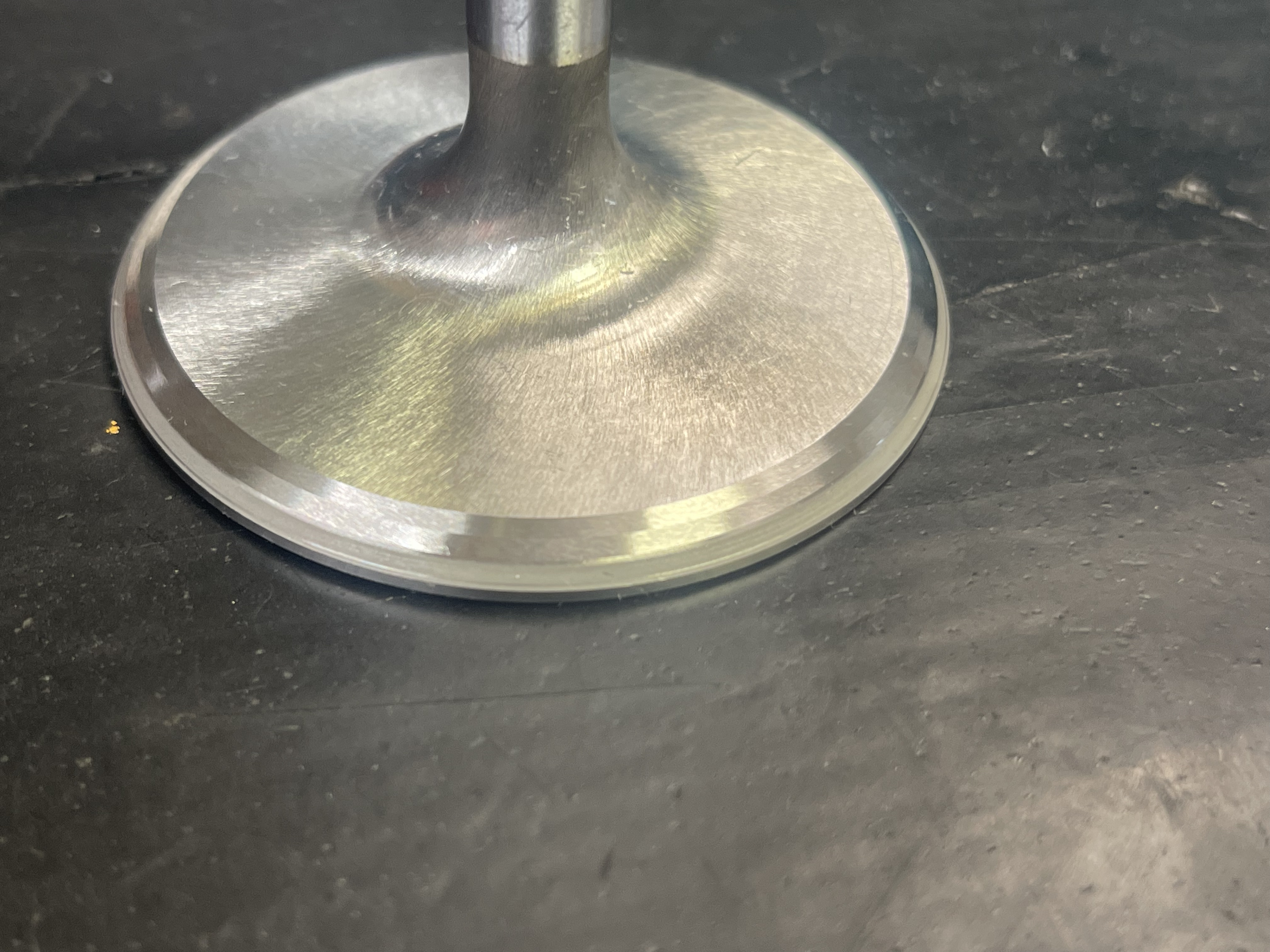 Valve seat cutting machine